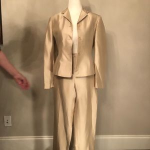 Ann Taylor size 2 gold silk pantsuit